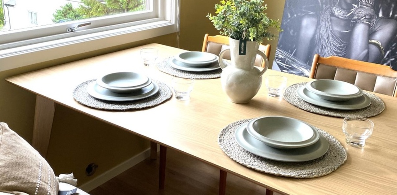 Spisestue - med mulighet for felles middager (ileggsplate følger bord).