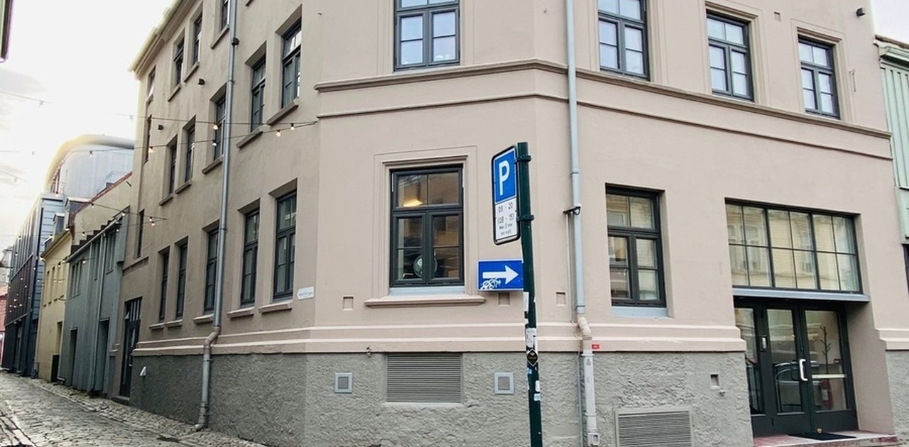 Fasade, hele 3. etasje tilhører leiligheten.