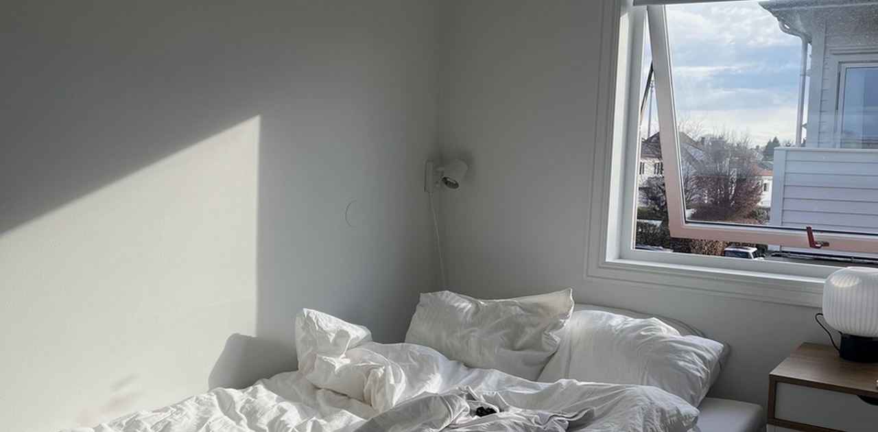 Slik kan det blant annet se ut på rommet når sola treffer <3