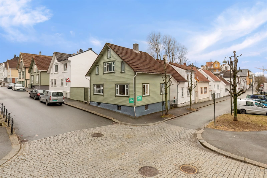 Hus, 8 roms